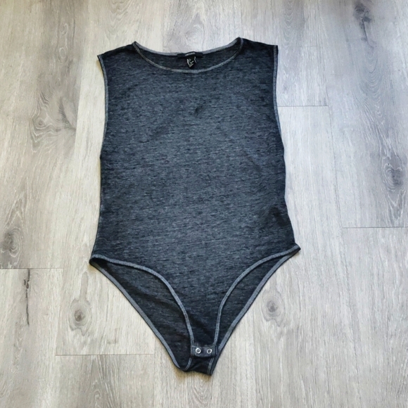 NWOT Shein, F21 and Ambiance Size Large Bodysuit Bundle - Picture 6 of 6